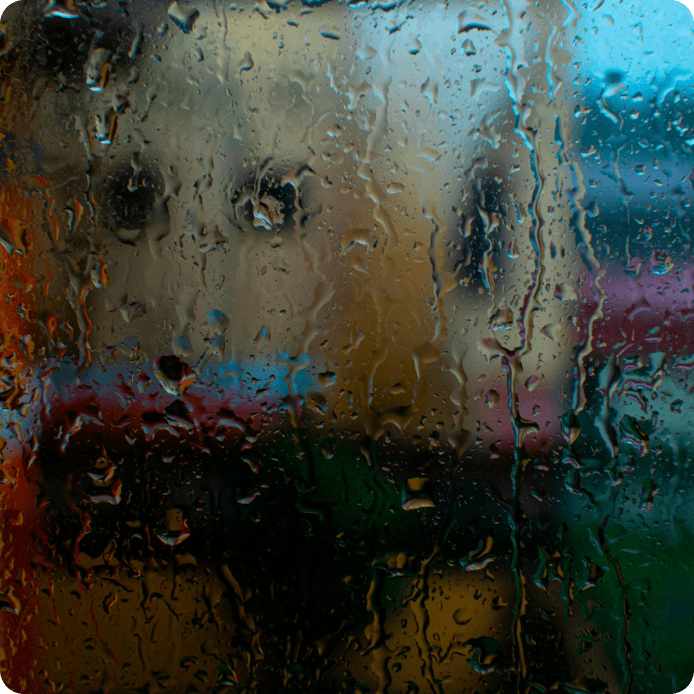 Склопакет у конденсаті та краплях води